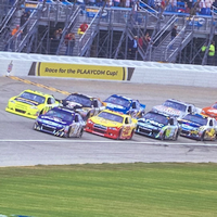 Red White & Blue Racin': Stock Car Action Game